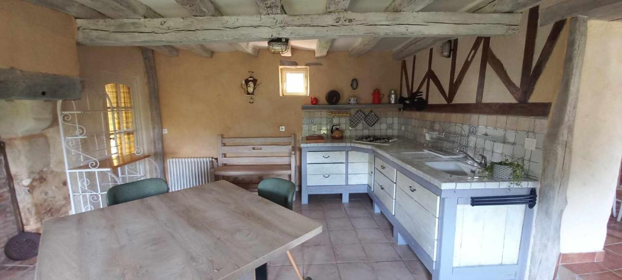 Gite Les Toisnieres Marigne-Laille Esterno foto